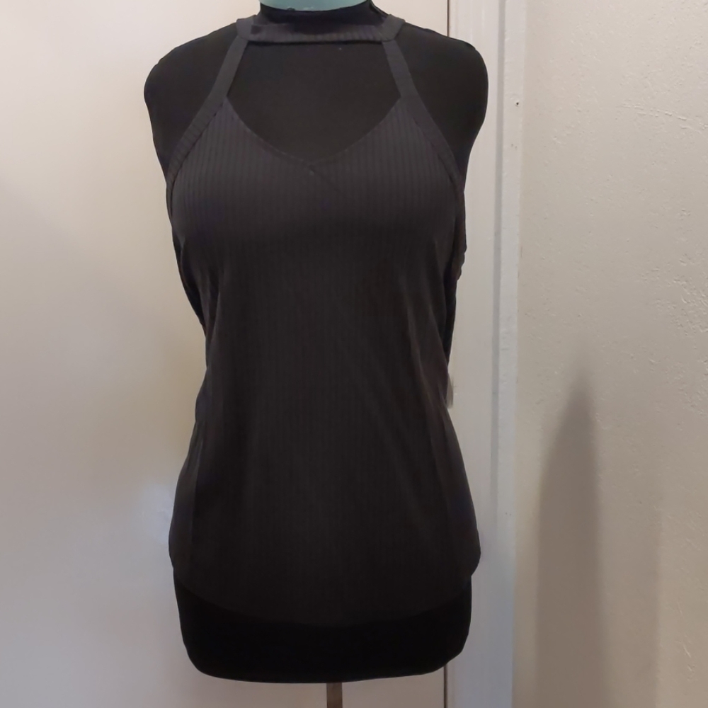 Cutout front tank